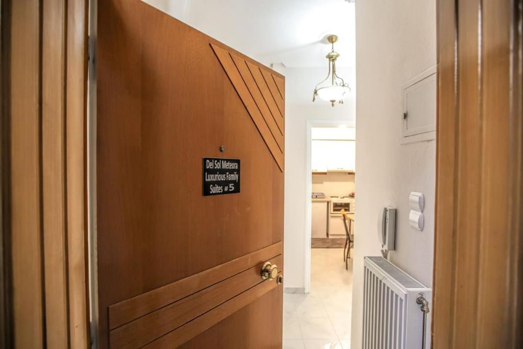 Del Sol #5 Meteora Luxurious Family Suites Καλαμπάκα Εξωτερικό φωτογραφία